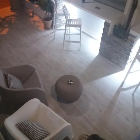 Apartment Kira Veta *